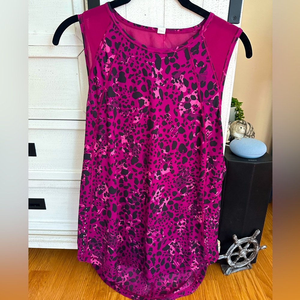 Lululemon tank top